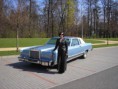 /album/fotogalerie-1979-lincoln-continental-town-coupe-manzele-gerecti/lincoln-svatba-10-1-jpg/
